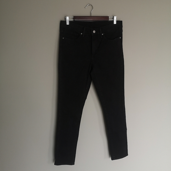 Levi's Women's W30 L30 Shaping Mid Rise Skinny Jeans Black Denim Style #19626 - Picture 5 of 10